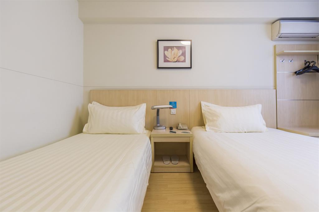 Jinjiang Inn Anyang Railway Station Экстерьер фото